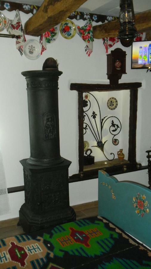Casa Cezara Daire Silvasu de Jos Dış mekan fotoğraf